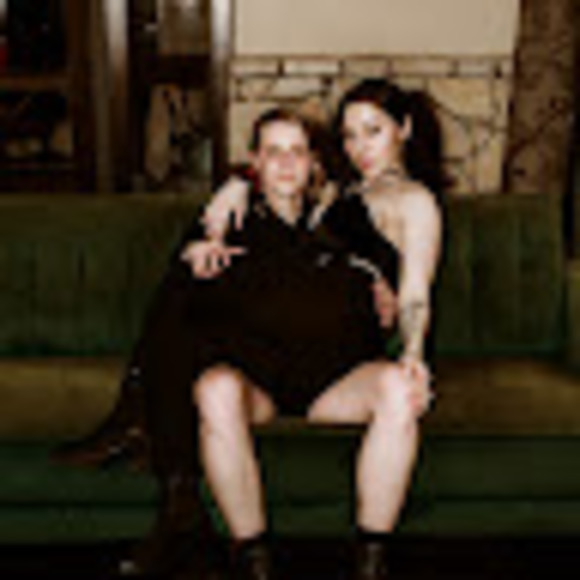 Meet your Posher, Anna - Picture 1 of 1